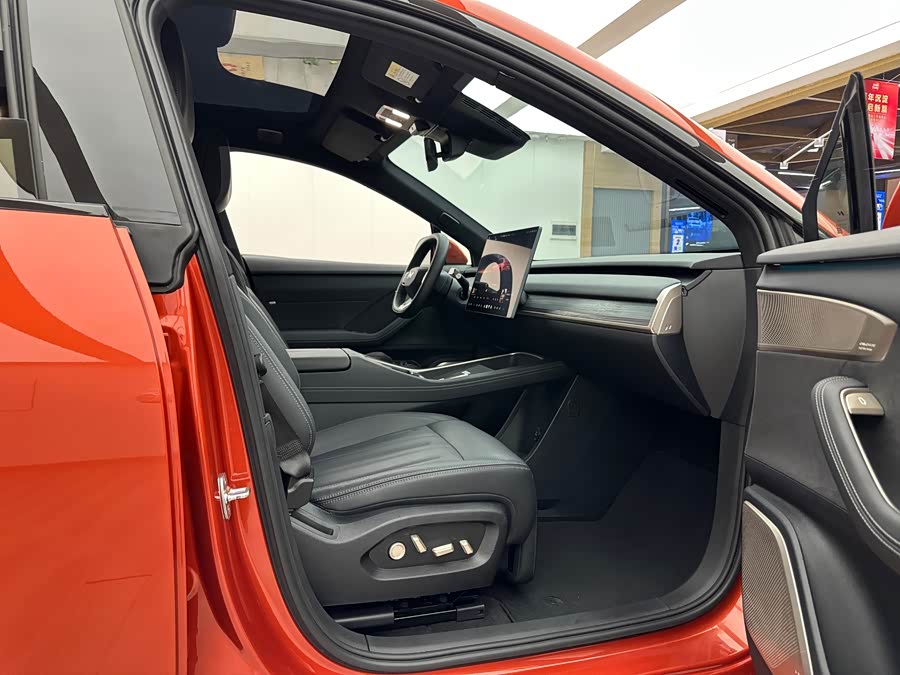 2024 car image #23