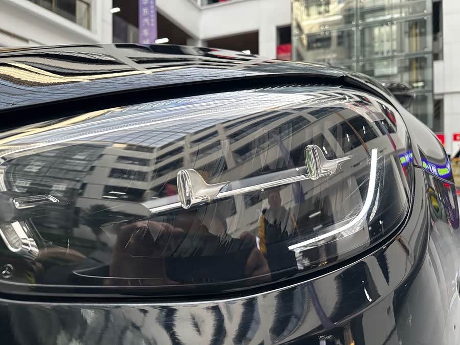 Mercedes-Benz E Class 2023 car image #23