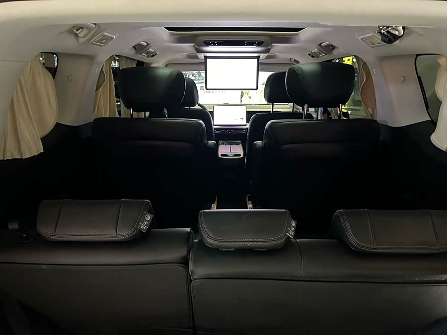 GAC Trumpchi E8 New Energy 2024 car image #23