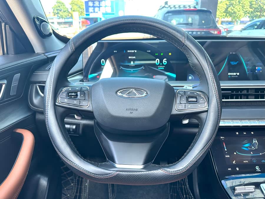 Chery Tiggo 8 Plus 2022 image de voiture #23