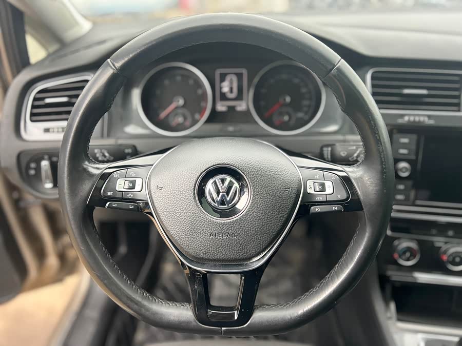 Volkswagen Golf 2019 #23 Volkswagen Golf 2019 car image #23