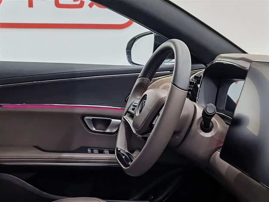 BYD Han 2021 car image #23