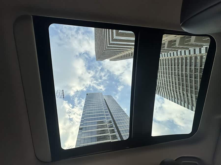 Nissan Murano 2018 immagine di auto #23