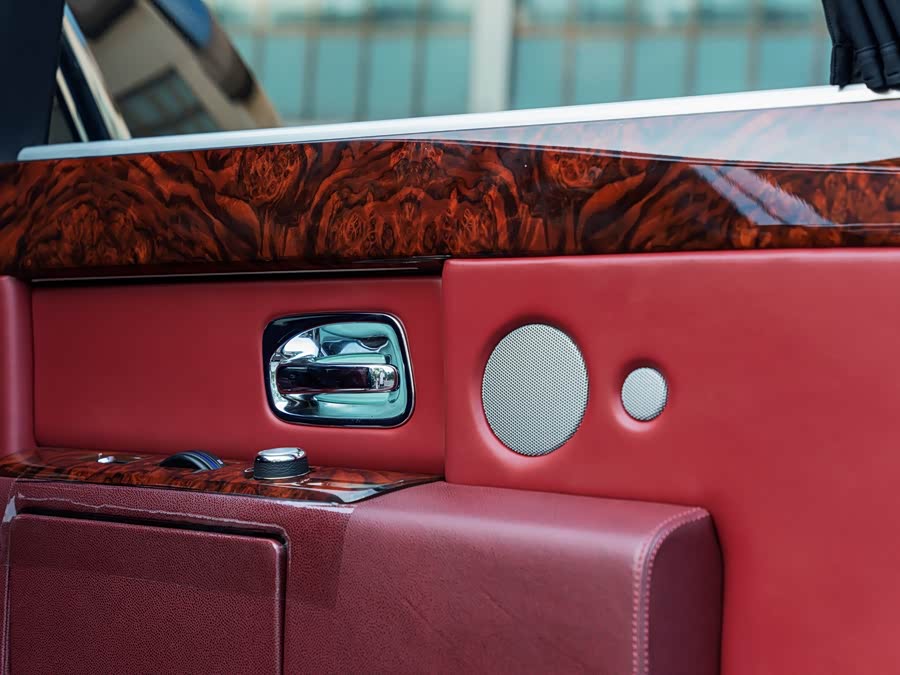 劳斯莱斯 幻影 2016 汽车图片 #23