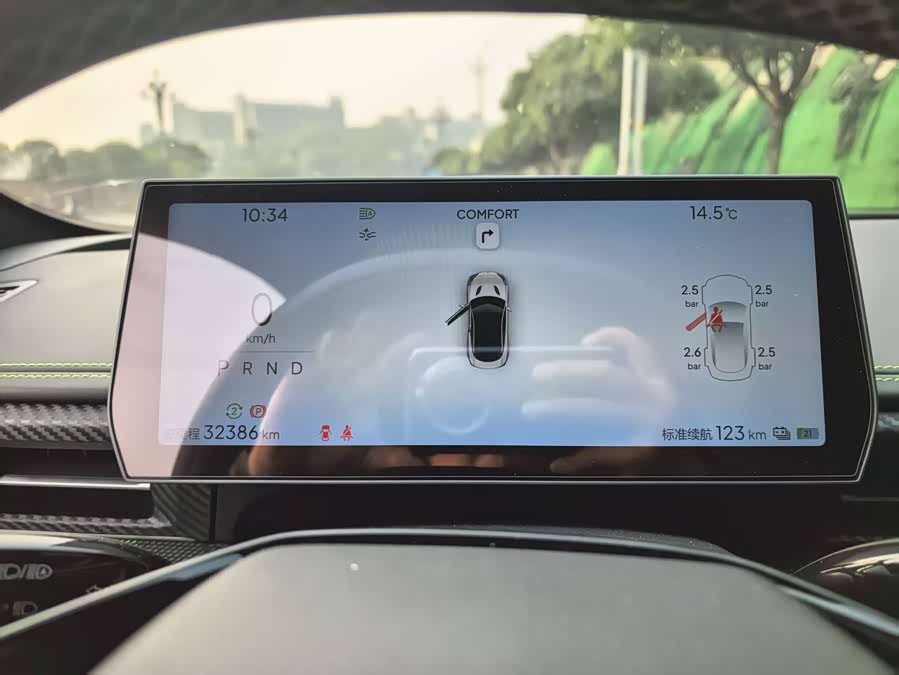 哪吒汽车 哪吒GT 2024 汽车图片 #23