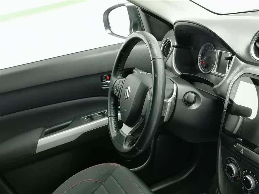 Suzuki Vitara 2016 #23 Suzuki Vitara 2016 car image #23