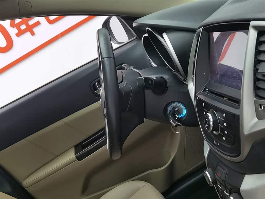 Changan Eado 2014 car image #23