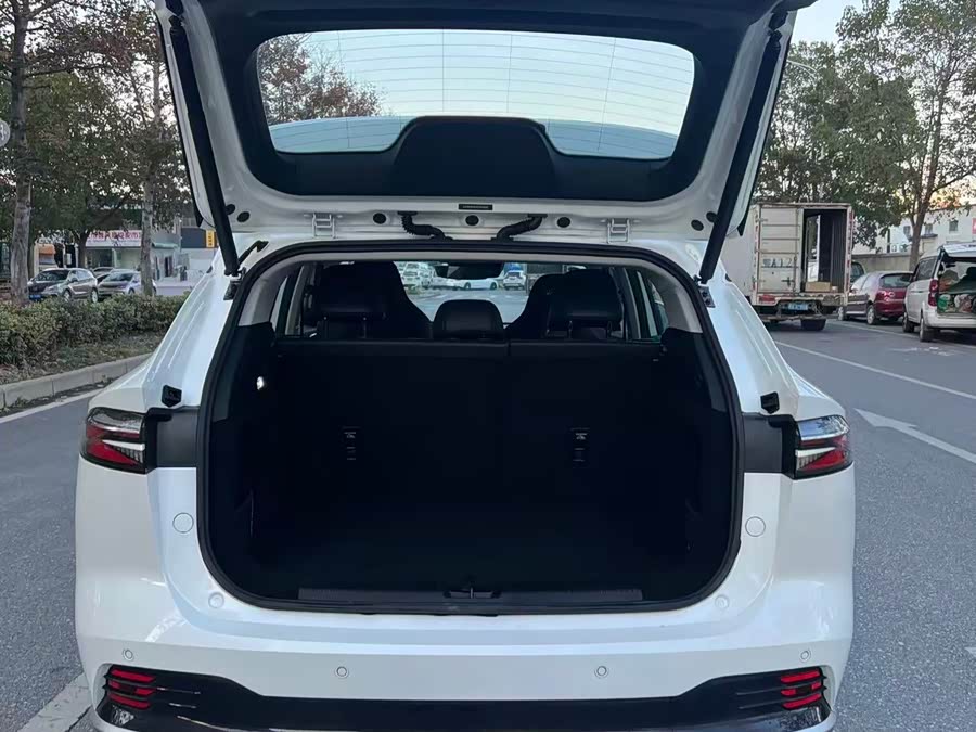 Roewe D5X DMH 2024 car image #23