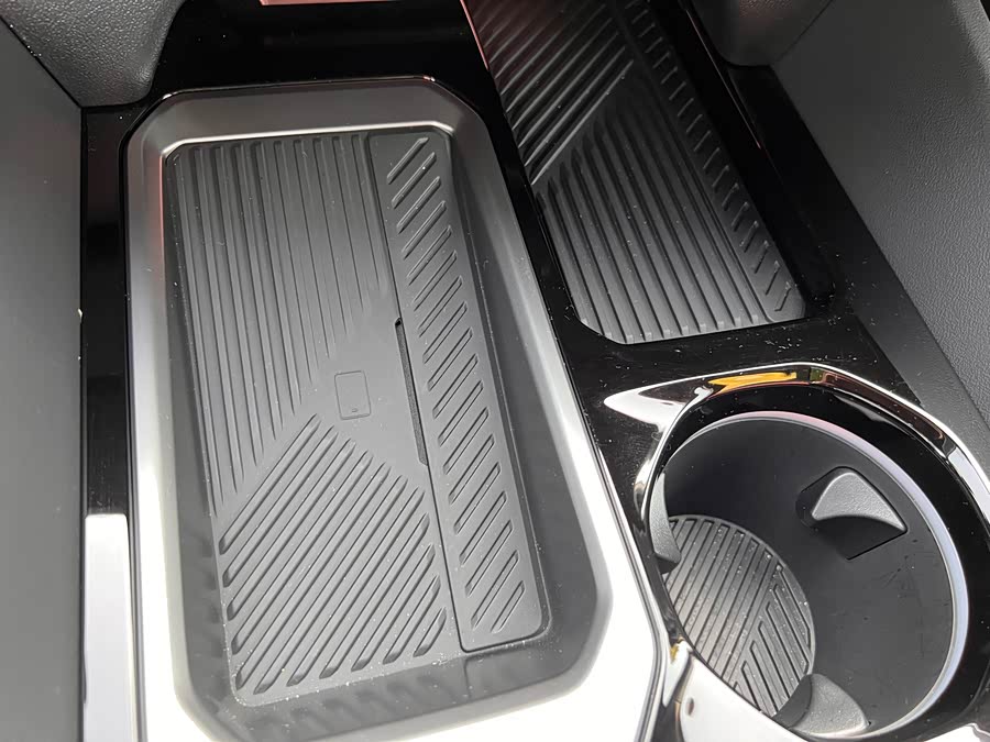 BMW i5 2025 immagine di auto #23