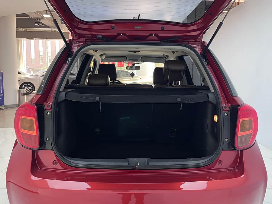 Suzuki SX4 2014 car image #23