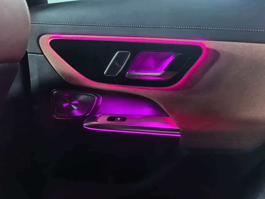 Mercedes-Benz GLC Coupe 2025 car image #23