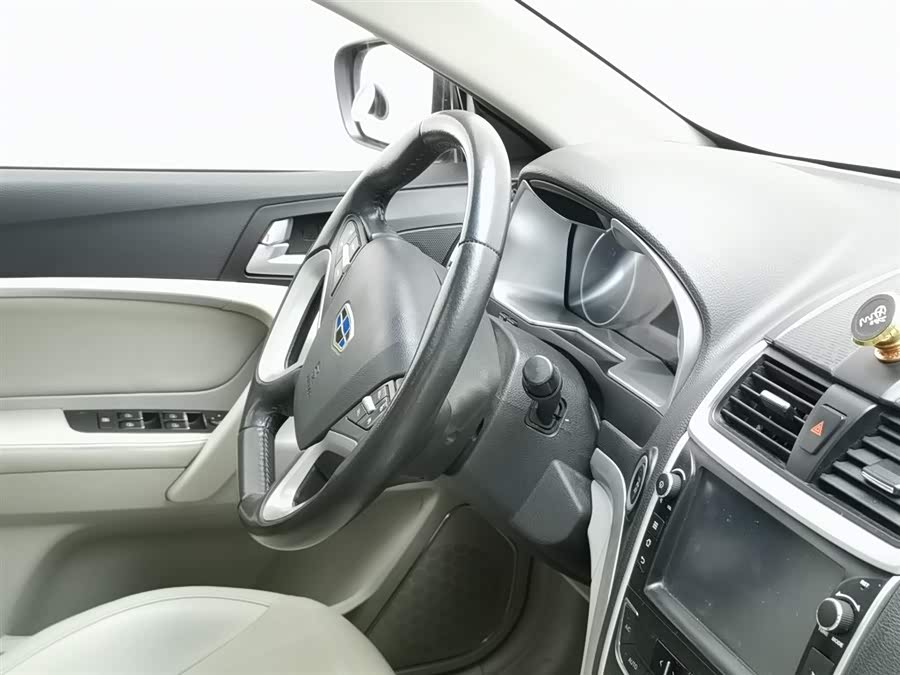 GEELY Emgrand 2015 immagine di auto #23