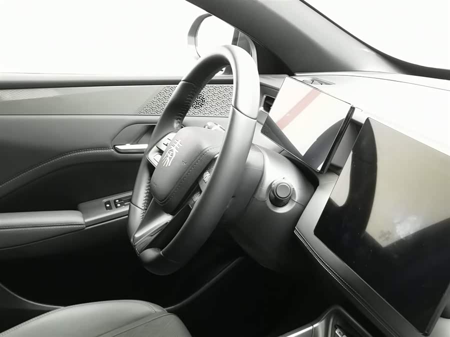 BYD Qin Plus 2025 #23 BYD Qin Plus 2025 car image #23