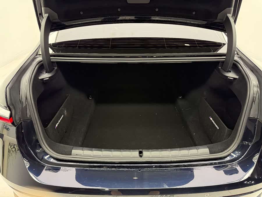 BMW 7 Series 2023 #23 BMW 7 Series 2023 car image #23