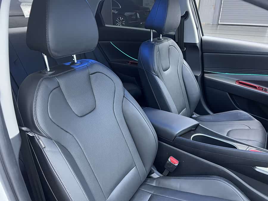 Hyundai Elantra 2022 car image #23