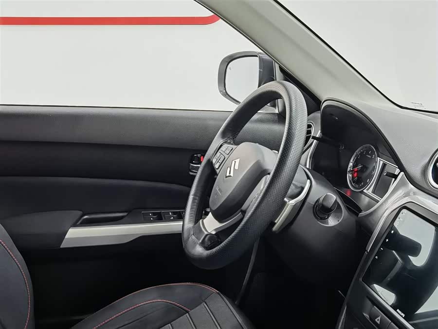 Soueast Vitara 2016 car image #23