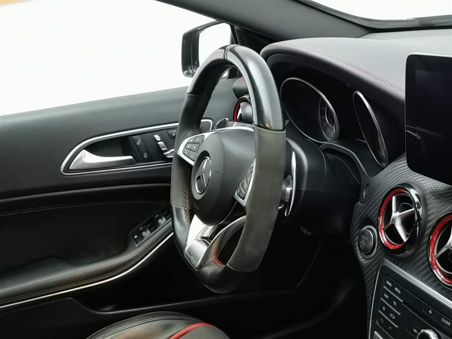 奔驰 奔驰A级AMG(进口) 2016 汽车图片 #23