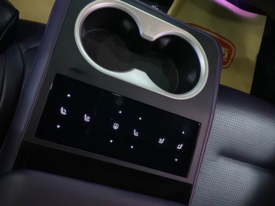 Avatr 07 2024 car image #23