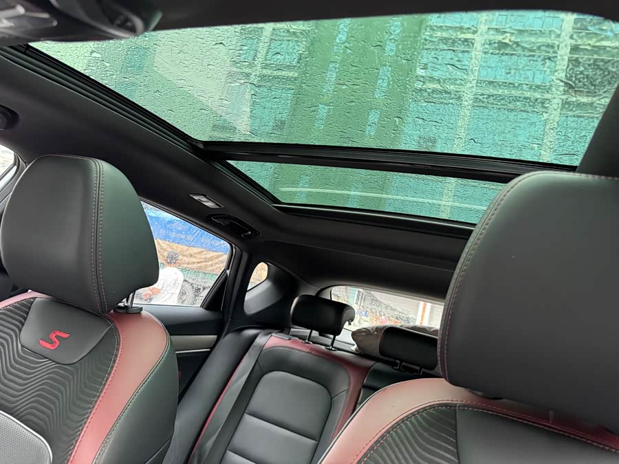 GEELY Coolray 2019 car image #23