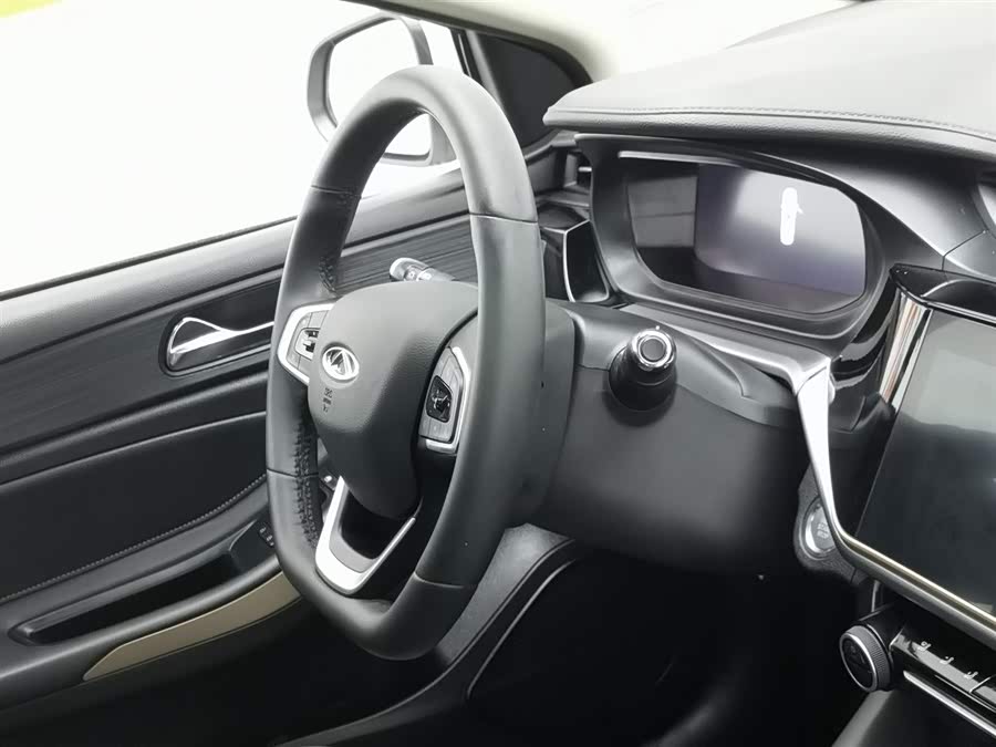 Chery Arrizo 5 Plus 2023 immagine di auto #23