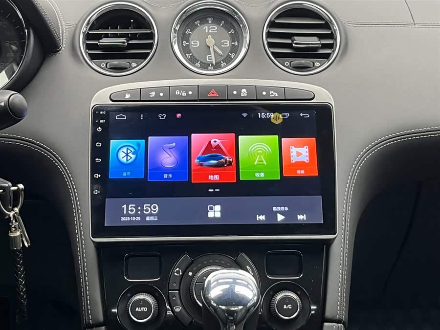 标致 标致RCZ 2012 汽车图片 #23