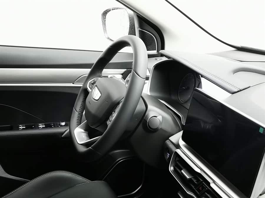 GEELY Coolray 2025 car image #23