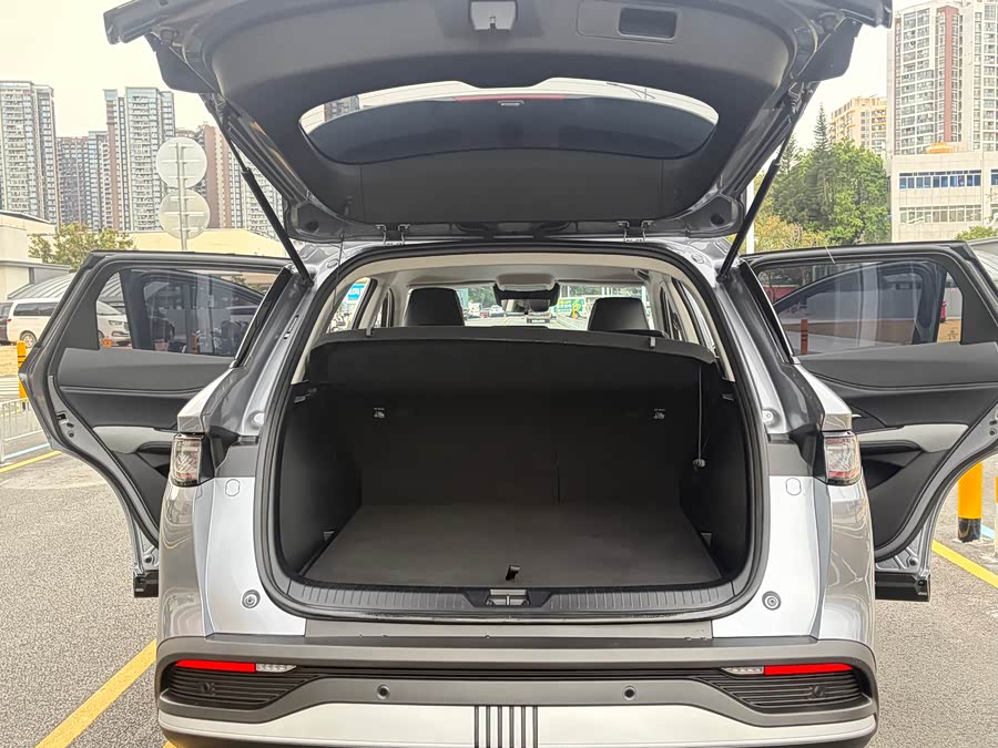 BYD Sea Lion 05 DM-i 2025 #23 BYD Sea Lion 05 DM-i 2025 car image #23