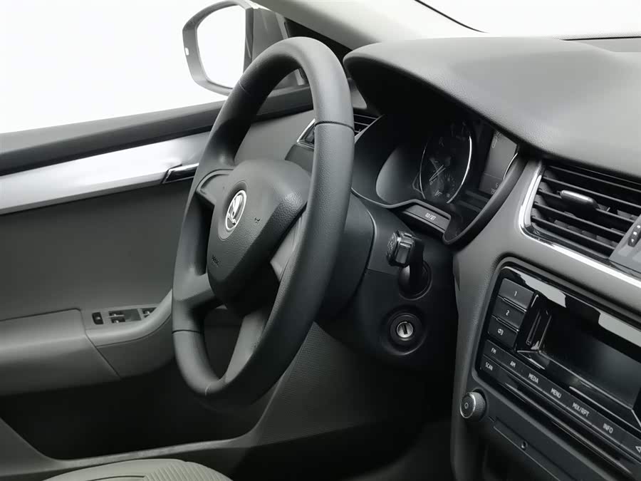 Skoda Octavia 2014 car image #23