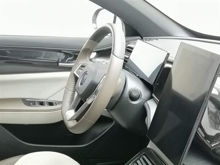 BYD Qin Plus 2024 car image #23