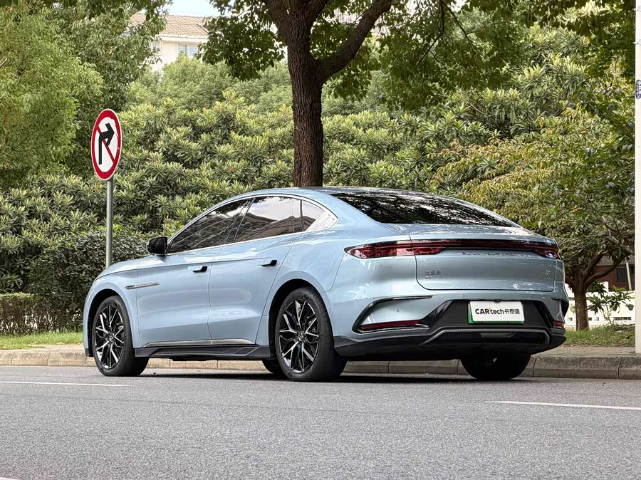 BYD Han 2023 car image #23
