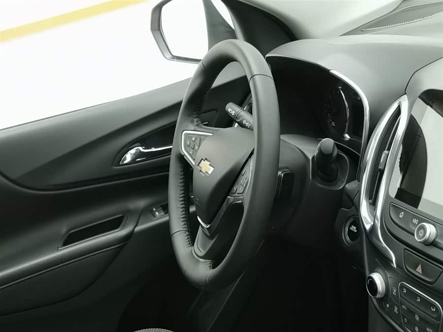 Chevrolet Equinox 2018 #23 Chevrolet Equinox 2018 car image #23