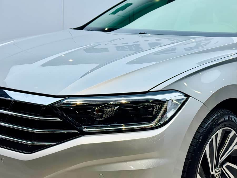 Volkswagen Sagitar 2020 imagem de carro #23