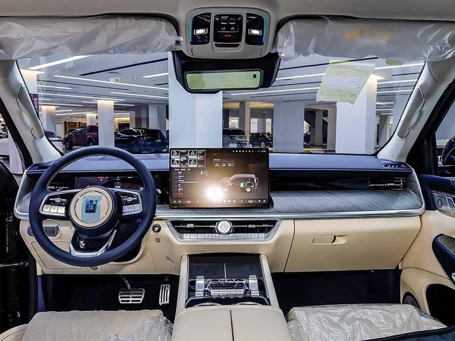 Tank 500 New Energy 2025 #23 Tank 500 New Energy 2025 car image #23