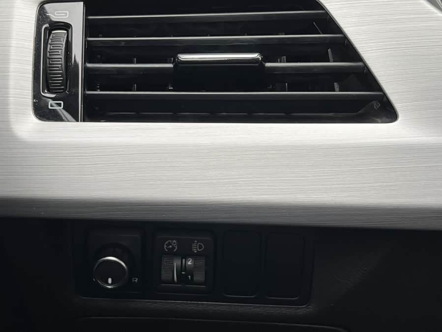 GEELY Boyue 2018 car image #23