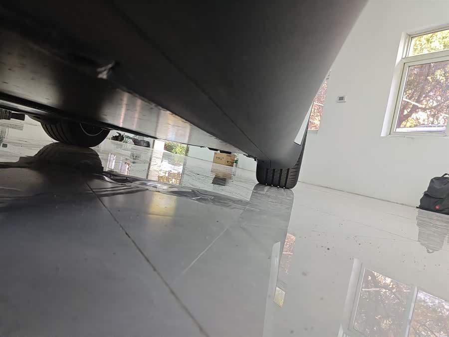 特斯拉 Model Y L 2025 汽车图片 #23