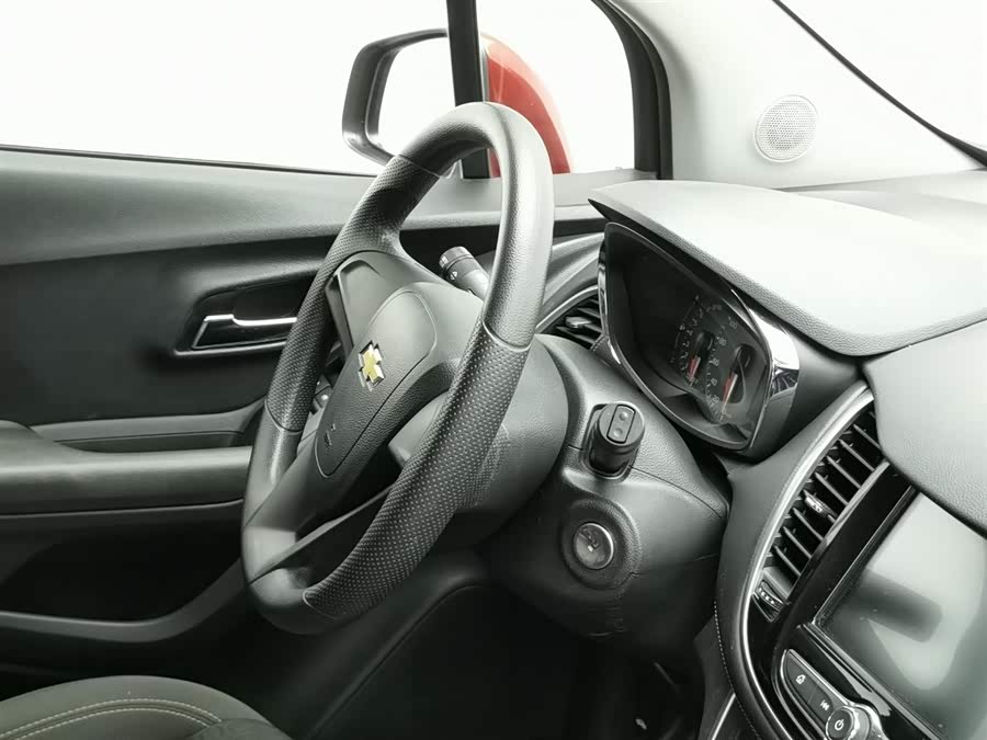 Chevrolet Tracker 2019 car image #23