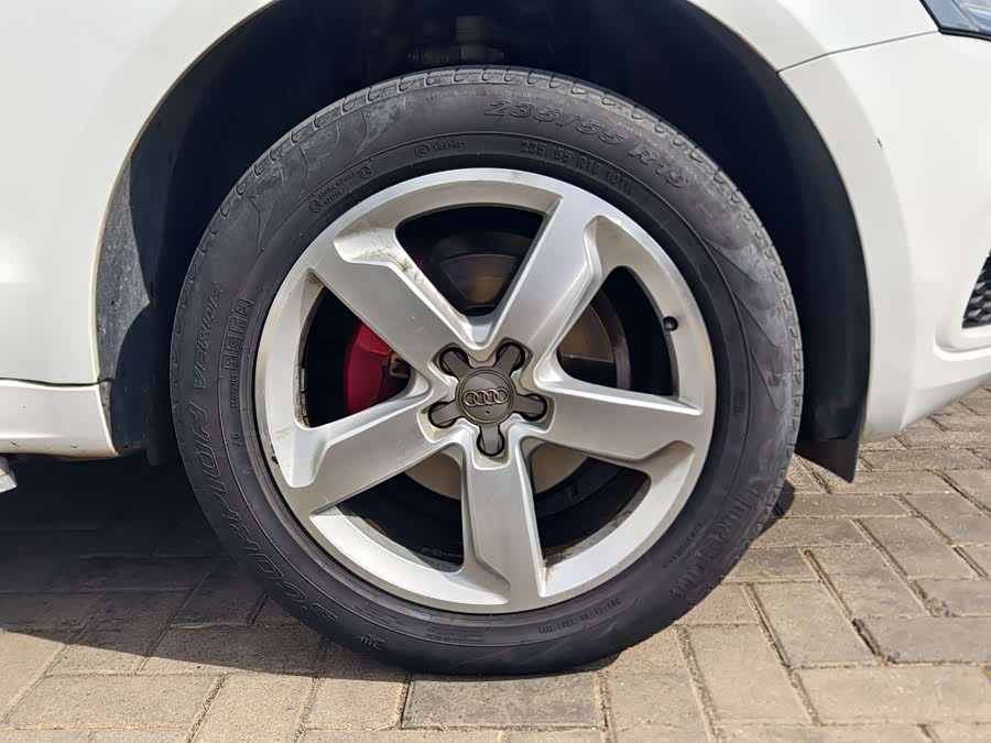 Audi Q5 2018 image de voiture #23