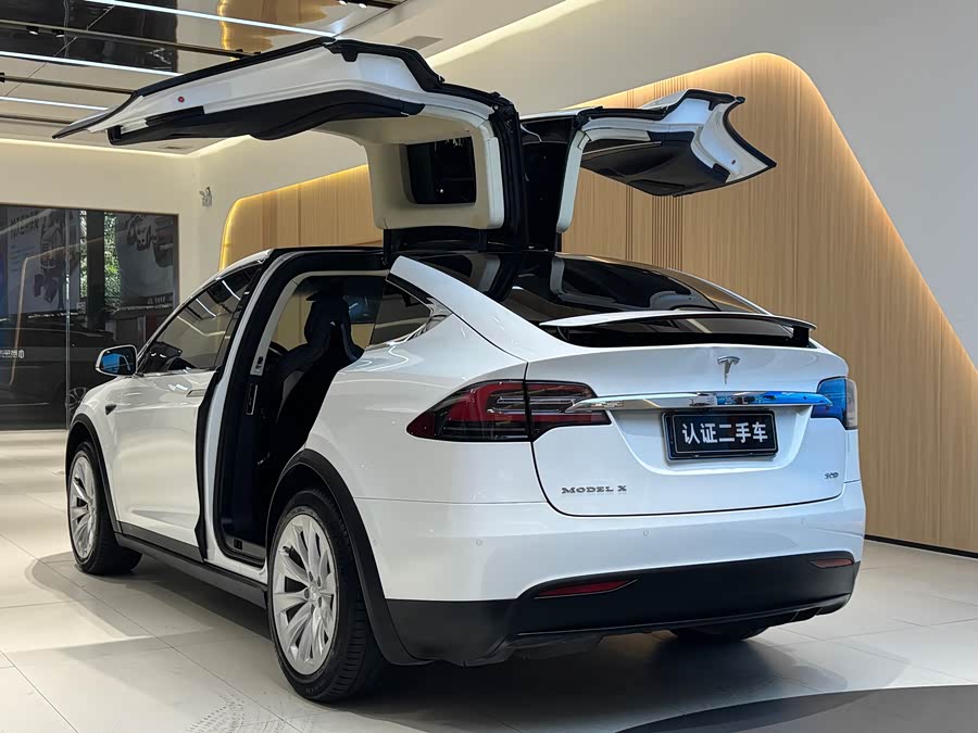 特斯拉 Model X 2017 汽车图片 #23