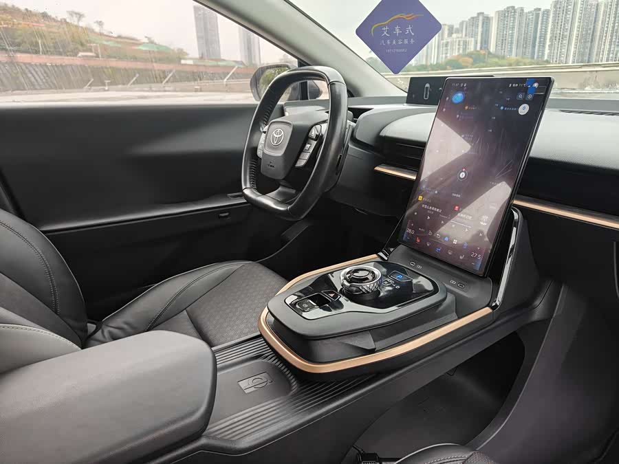 Toyota bZ3 2023 immagine di auto #23