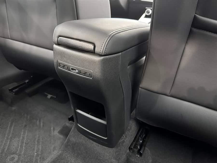 GEELY Coolray 2025 car image #23