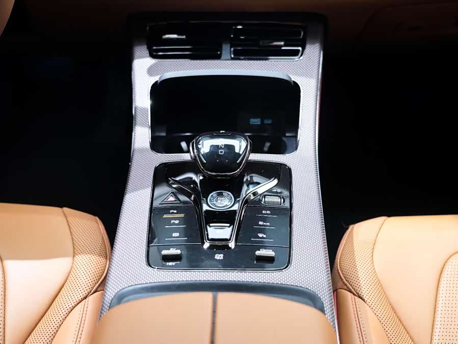 BYD Han 2023 car image #23