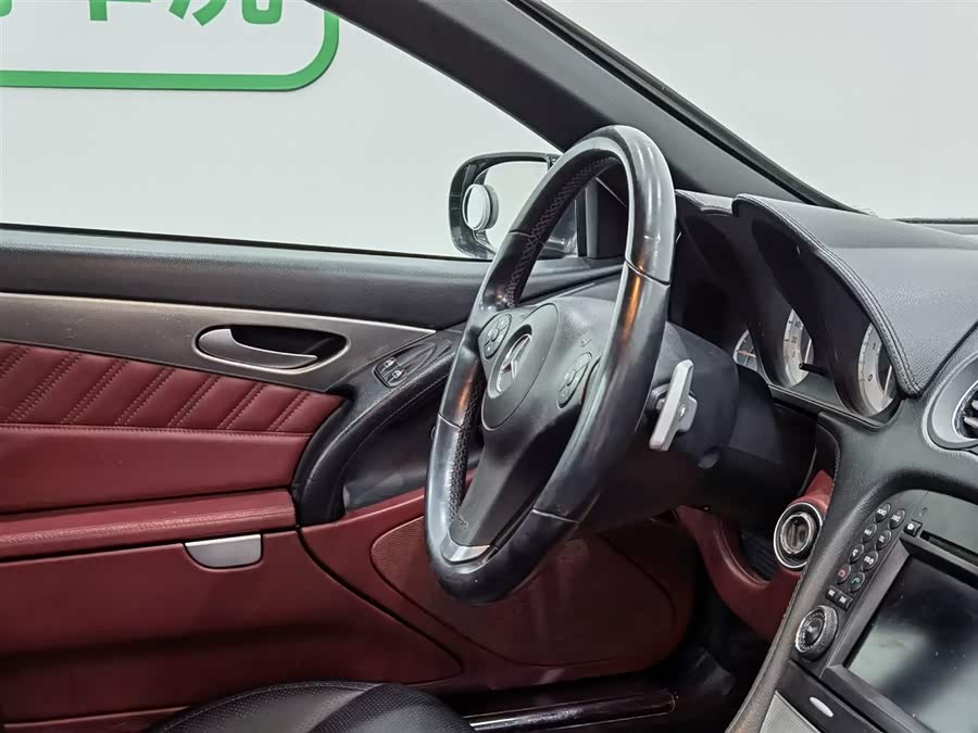 Mercedes-Benz SL Class 2012 car image #23