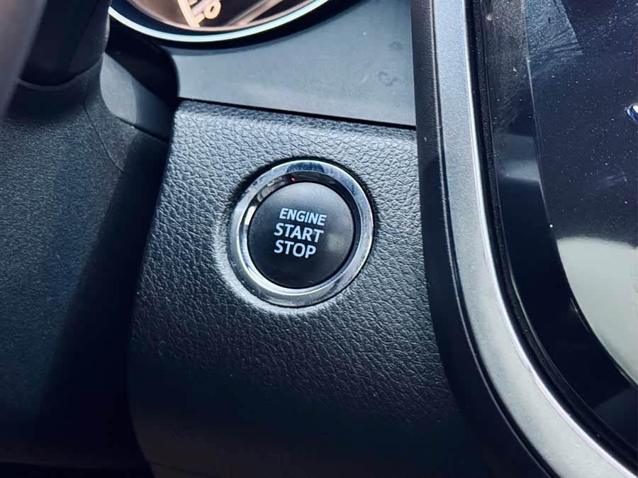Toyota Camry 2018 car image #23