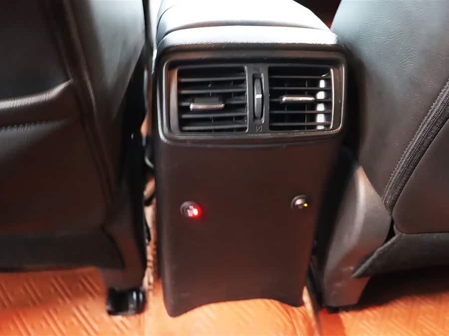 Nissan X-Trail 2020 car image #23