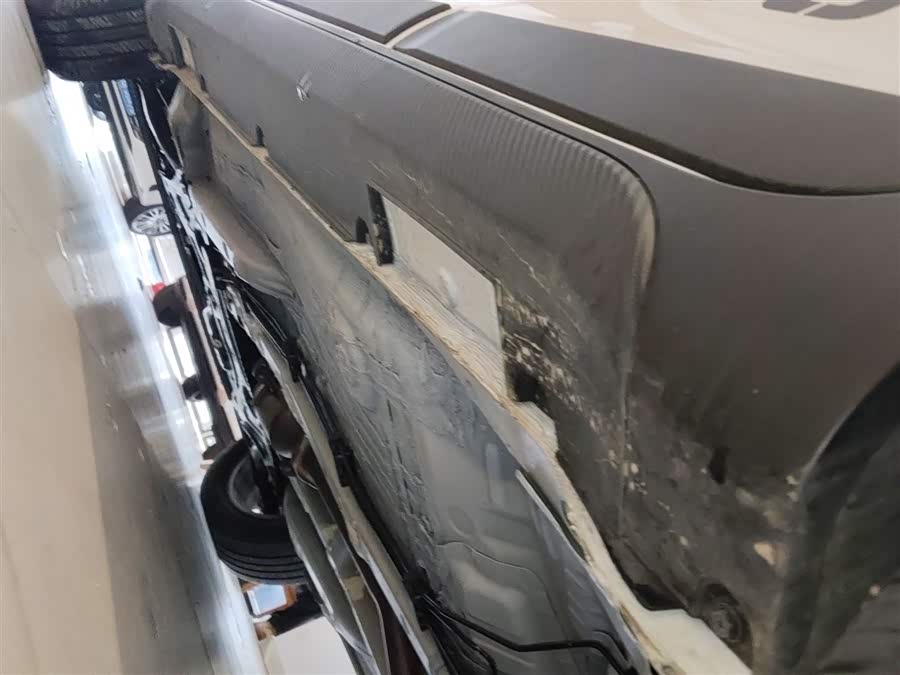 X3 PRO 2025 car image #23