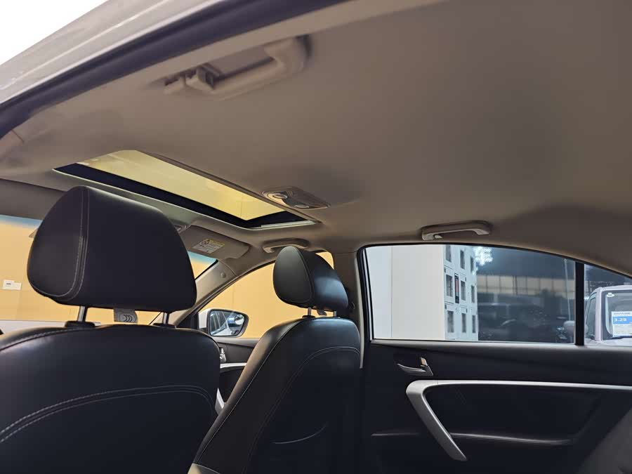 GEELY Emgrand 2017 #23 GEELY Emgrand 2017 car image #23