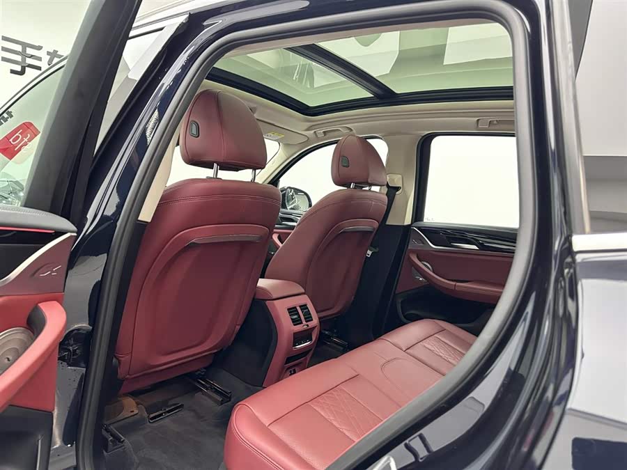 BMW X3 2023 car image #23