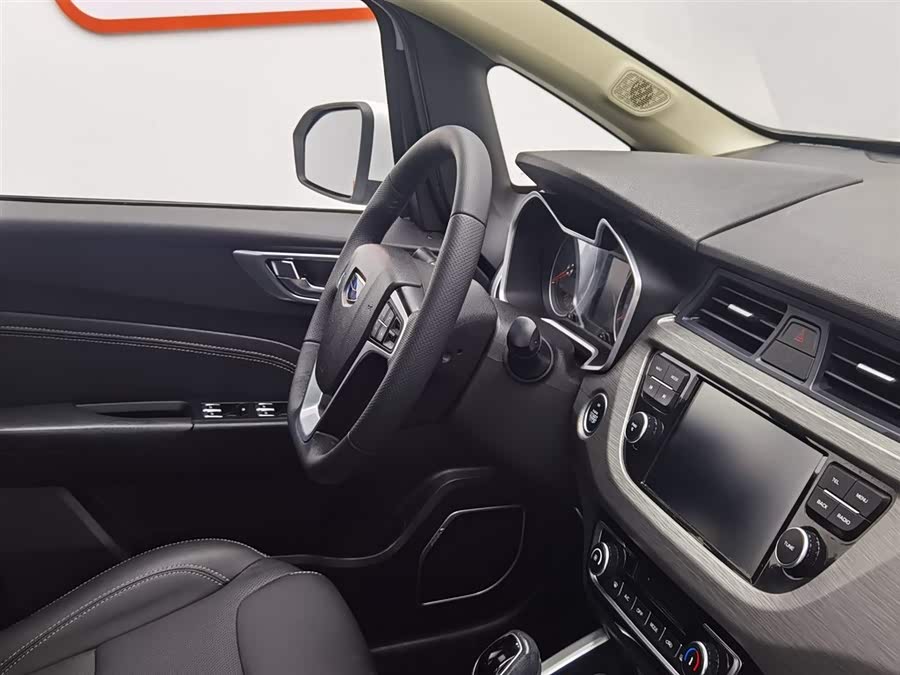 Vision X3 2018 car image #23