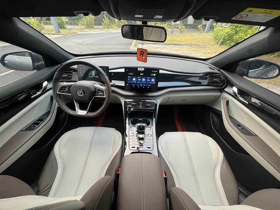 BYD Qin Plus 2023 car image #23