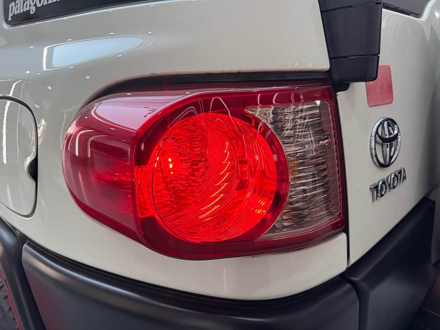 Toyota 2018 car image #23